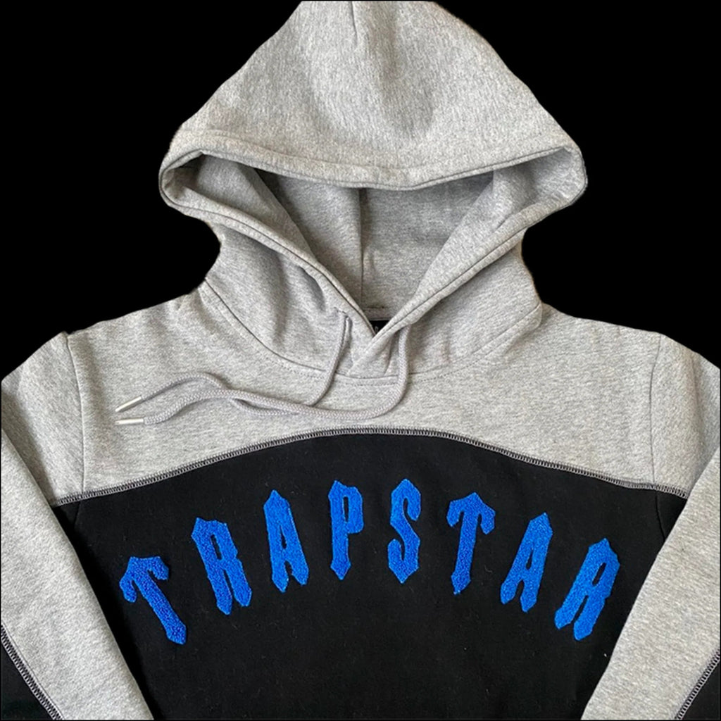 ARCH PANEL CHENILLE DECODED TRACKSUIT