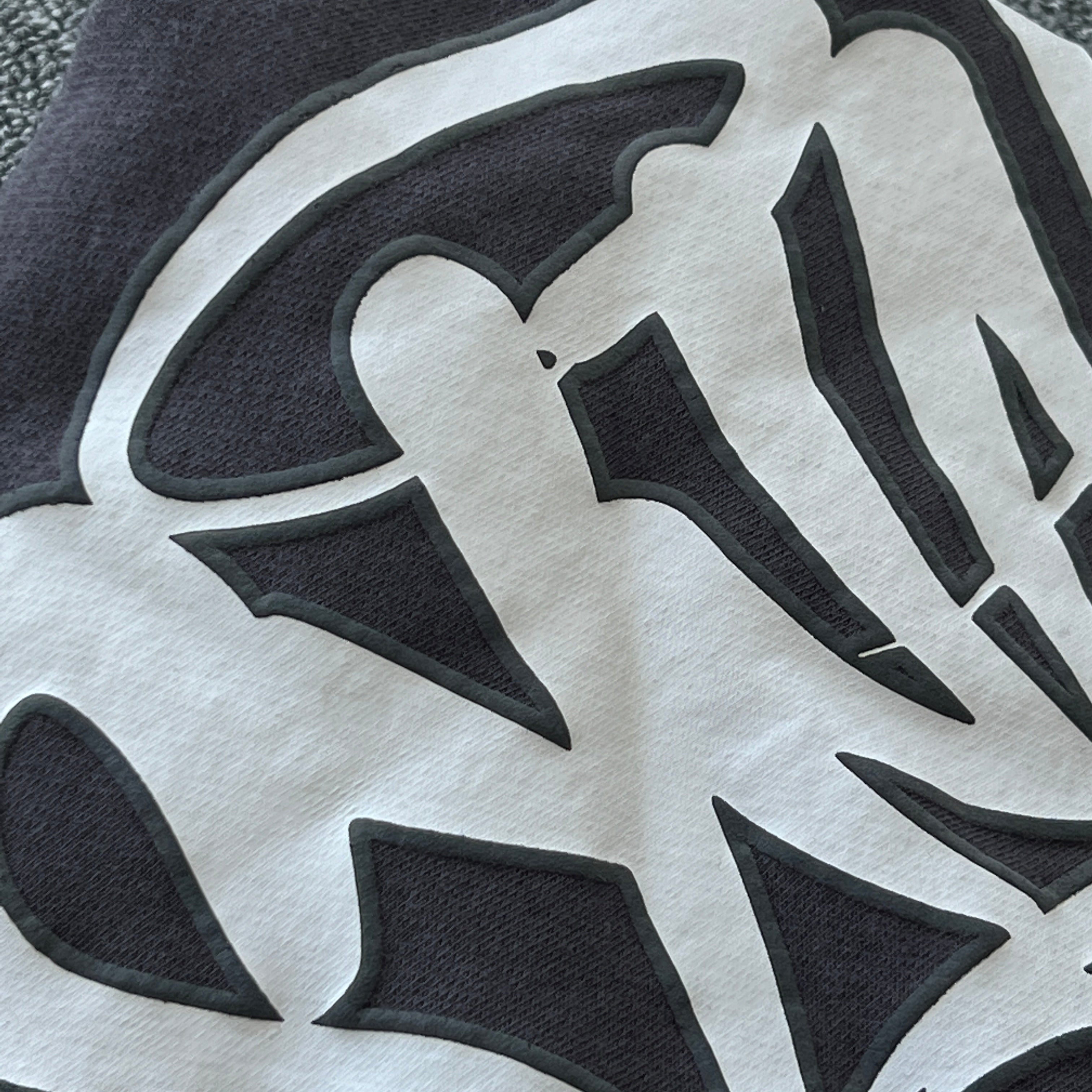 WORLD OG SYNA TRACKSUIT-(DARK GREY)