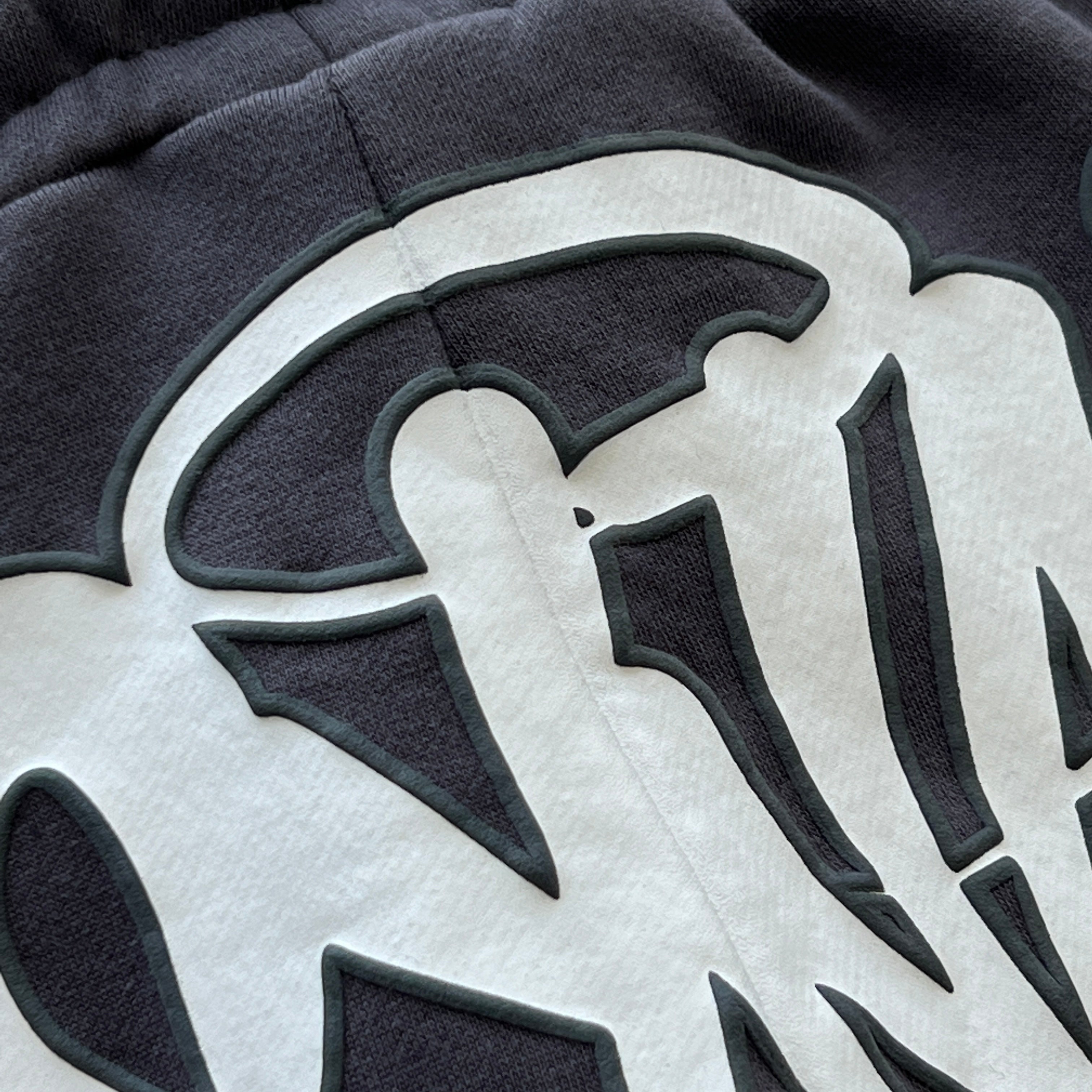 WORLD OG SYNA TRACKSUIT-(DARK GREY)